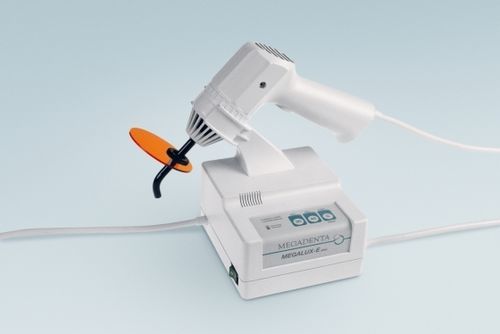Dental curing light - Megalux E  - MEGADENTA Dentalprodukte GmbH   - for resin / halogen