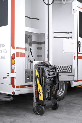 Stretcher platform lift - WAS - Wietmarscher Ambulanz- und Sonderfahrzeug - vehicle-mounted