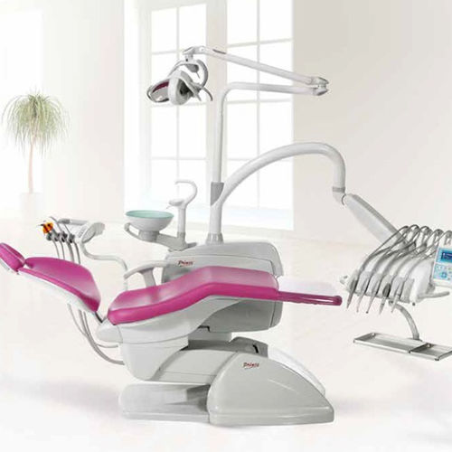 Dental treatment unit with chair - PRINCE - Fedesa - with delivery system / with light