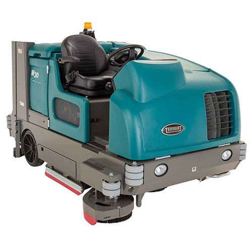 Ride-on vacuum sweeper - M30 - Tennant