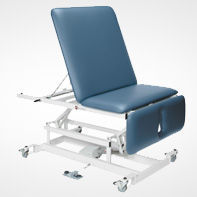Bariatric treatment table - AM-368 - Armedica - electric / height-adjustable / 3-section