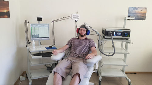 39-channel EEG system - Soterix Medical - trolley-mounted