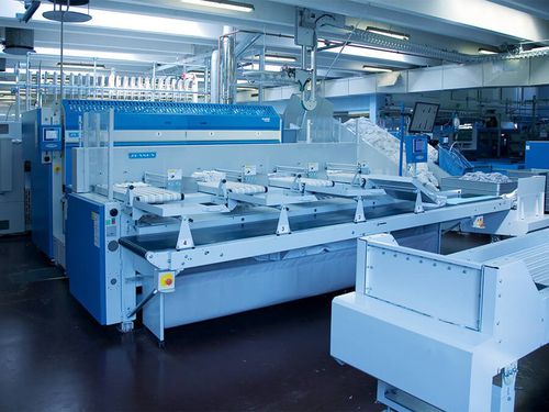 Sheet folder with stacking system - MFS - Jensen-Group