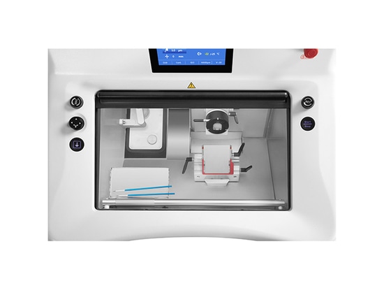 The fast, accurate, and fatigue-free frozen sectioning