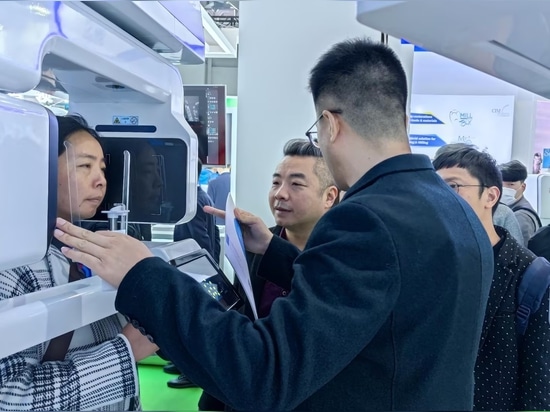 LargeV Shines at the 2024 Dental South China International Exhibition