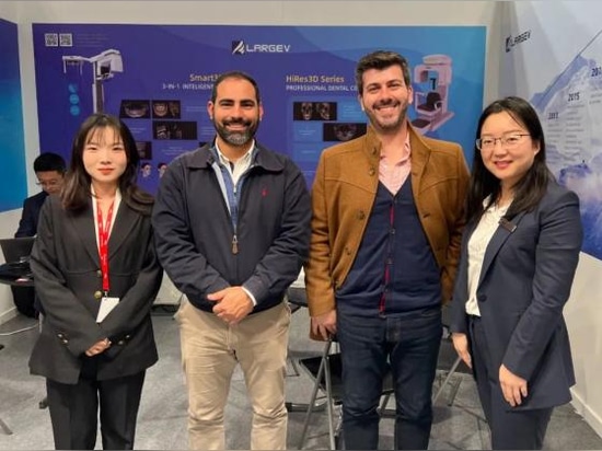LargeV Stands Out with Spectacular Showcase at Expodental Spain