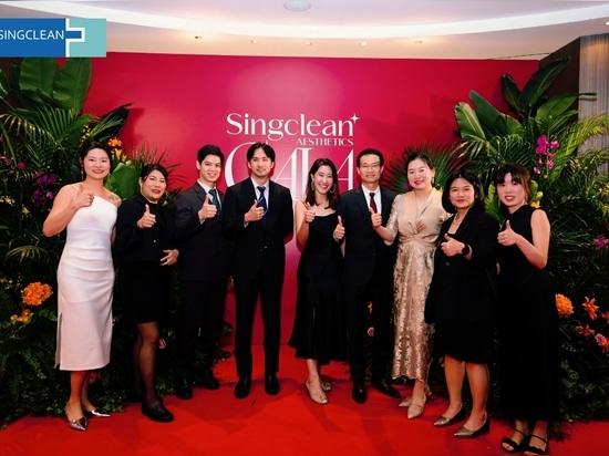Figure 5: Group photo of SINGCLEAN GALA dinner