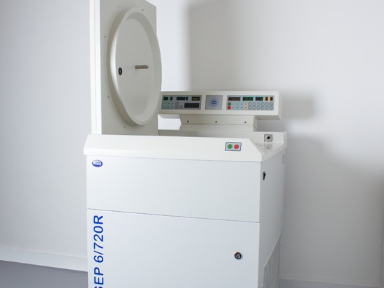 Experience the Precision of the Cellsep Centrifuge in Action