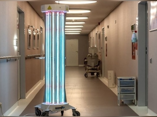 UV-C Light Disinfection Robots: Combating Candida Auris Effectively