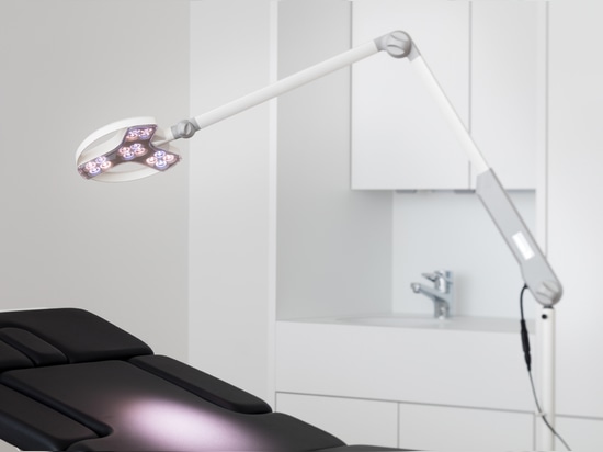 VISIANO 20 Pro – examination light in a treatment room