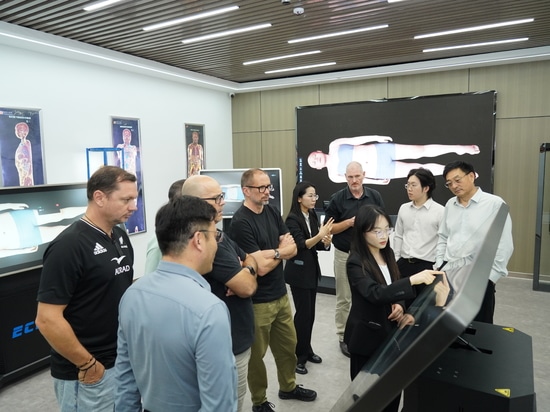 Our New Zealand guests are eager to cooperate