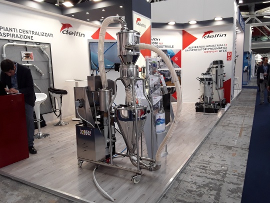 DELFIN Photo 5