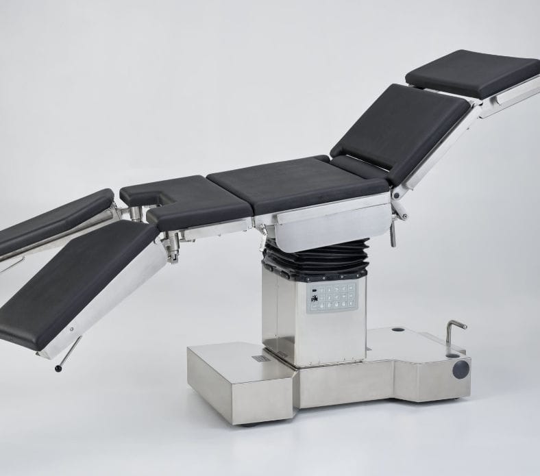 汎用手術台 - Magna Legend - Palakkad Surgical Industries - 電動式 / 移動型 / 高さ調節可能