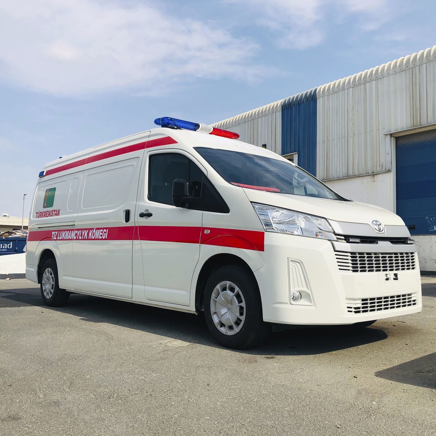 救急用救急車 - Toyota Hiace - Monstro Hard FZCO - 輸送用 / バス