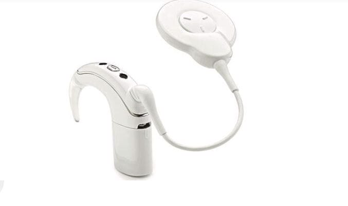 耳かけタイプ人工内耳装置 - Nucleus® 7 - Cochlear - 遠隔操作