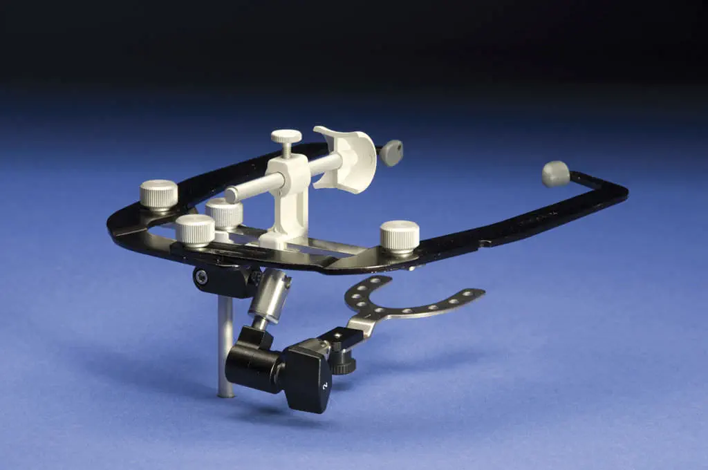 歯科用顔弓 - Denar® - Whip Mix Corporation