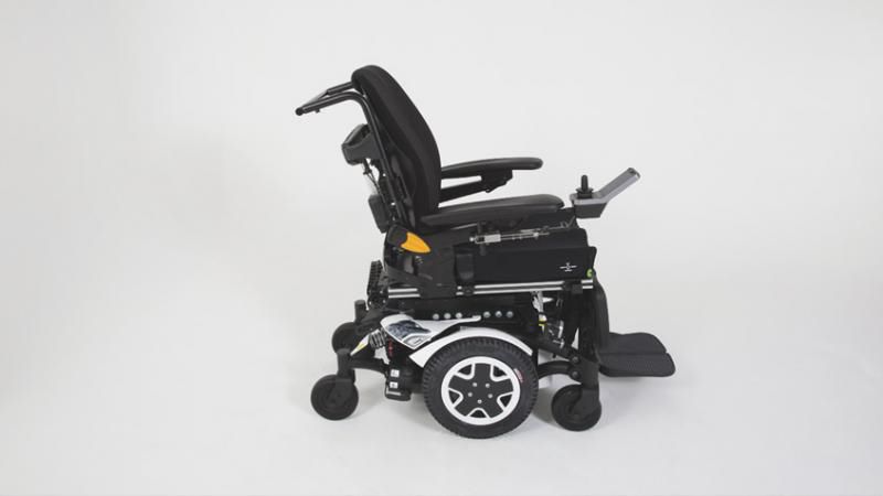 電動車椅子 - TDX SP2 - Invacare - 屋外 / 屋内用 / レッグレスト付き