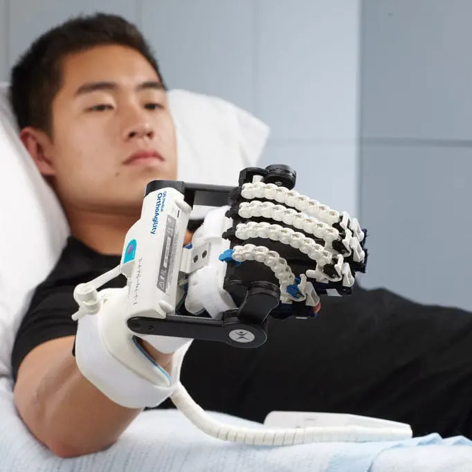 手用持続的他動運動装置 - 6000 Hand CPM OrthoAgility® - QAL