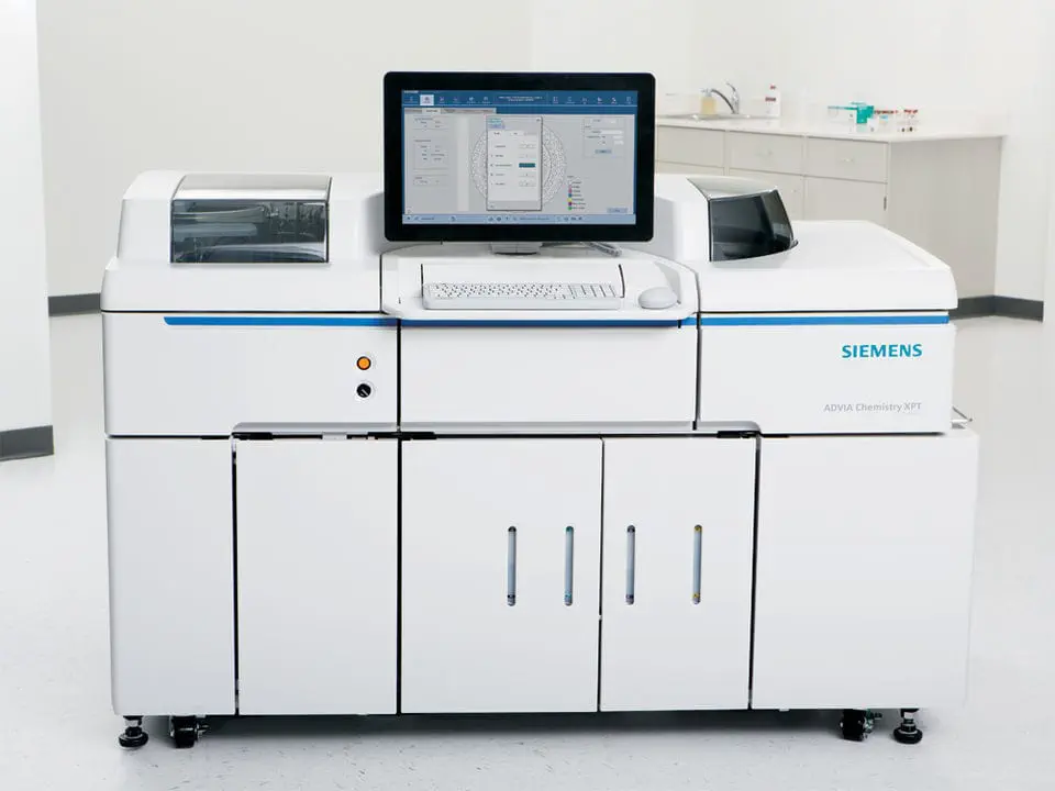 自動生化学分析装置 - ADVIA® Chemistry XPT - Siemens Healthineers