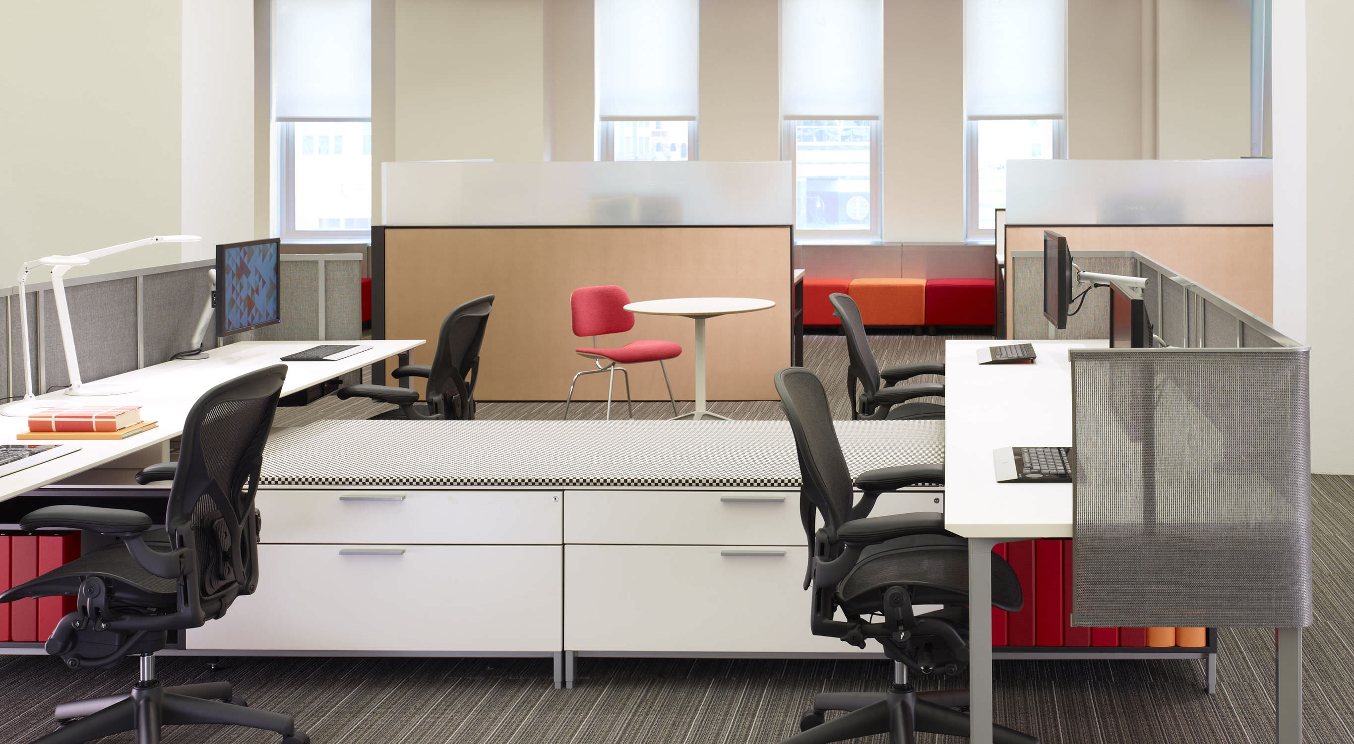 オープンスペース用デスク Canvas Office Landscape Herman Miller