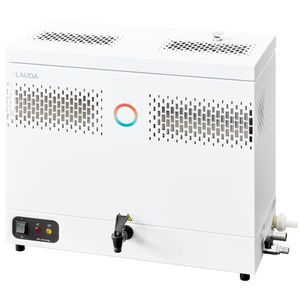 実験用蒸留水器