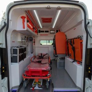 集中治療用救急車