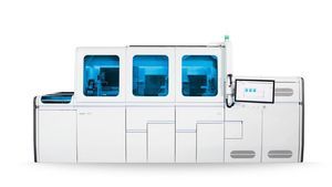 DNA/RNA自動分析装置 1