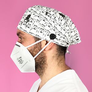 ぴったりした手術帽