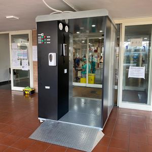 消毒ブース