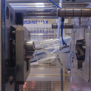LSR（液体シリコンゴム） 用射出成形機