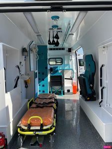 ワゴン車タイプ救急車