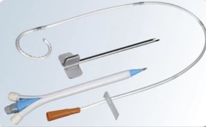恥骨上ドレナージ用器具一式