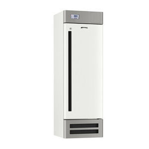 研究所用冷蔵庫 1