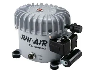 歯科コンプレッサー - 6-25 - JUN-AIR International A/S - 潤滑