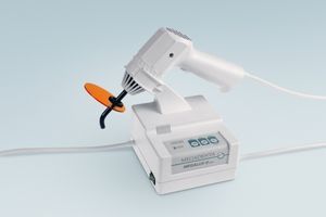 歯科用光重合器