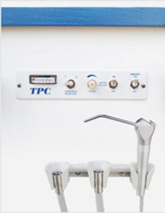 壁取り付け式歯科ユニット用器具台 1
