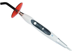 歯科用光重合器 1