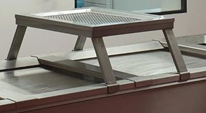 作業用台 1