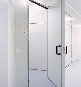 サービスドア