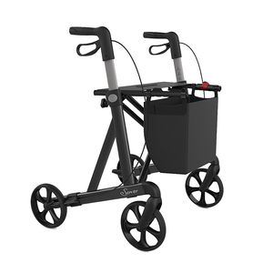 4輪歩行車 1