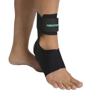 Amazon.co.jp: Aircast 02 AR Airスターラップ標準足首ブレース