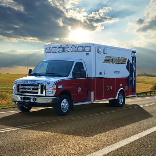 ボックスタイプ救急車 - American Emergency Vehicles - タイプIII / ガス