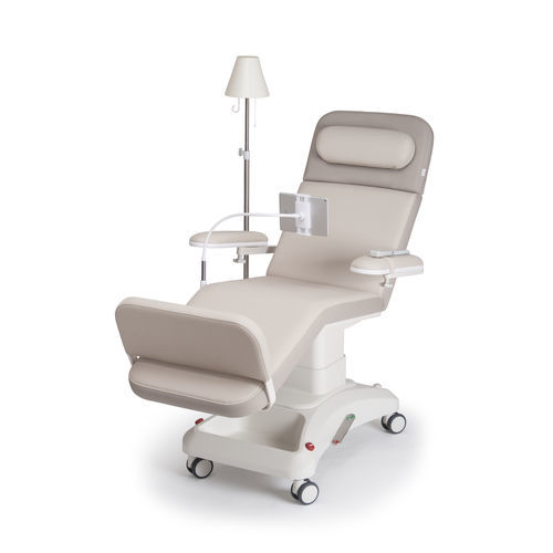 電動式血液透析アームチェア - DiaCare-3 - Digiterm Ltd. - 3セクション / キャスター付き / 高さ調節可能な