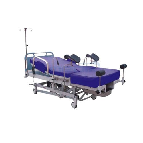 分娩用ベッド - MC-D02 - Zhangjiagang Medi Medical Equipment - 電動式 / 高さ調節可能 / キャスター付き