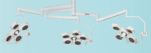天井取付け無影灯 - Medlight 50+40+40  - Meditech India - LED / アーム3本
