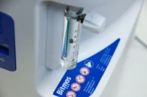 医療用酸素濃縮器 - oxy 5000 - Bitmos GmbH - キャスター付き