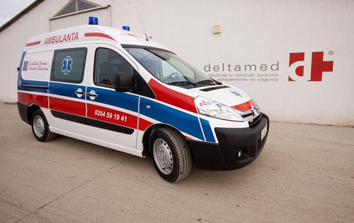 患者輸送用救急車 - Citroen Jumpy - DELTAMED SRL - ワゴン車タイプ / タイプA