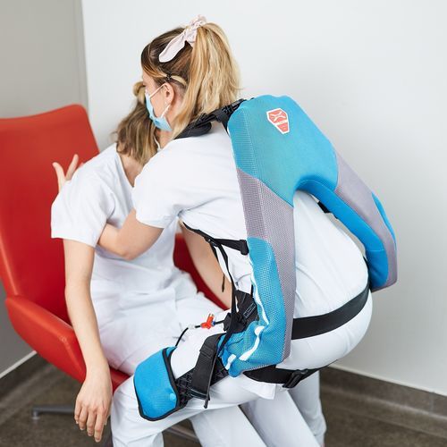 重量物取扱い用外骨格 - Muscle Suit Every - Innophys Co., Ltd.