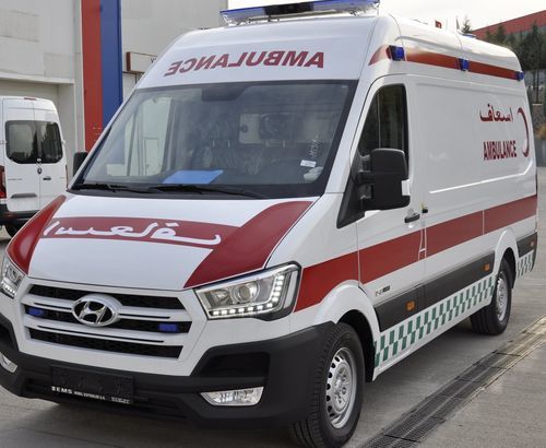 ワゴン車タイプ救急車 - Hyundai H350  - eos ambulance - 4ストレッチャー / 酸素療法付き