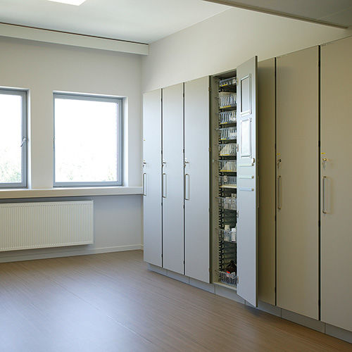病院用キャビネット - MDS - Belintra - 医療器具用 / 薬剤用 / 扉付き